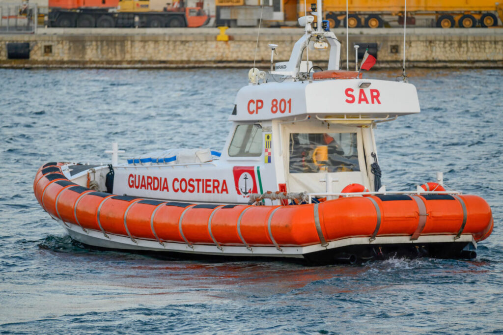 Migrants: boat capsized in Maltese waters, 7 bodies recovered including a minor