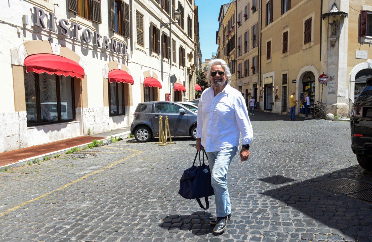 M5S, Grillo: ‘We will keep the symbol and continue with the Movement’s activities and values’ M5S, Grillo: ‘We will keep the symbol and continue with the Movement’s activities and values’