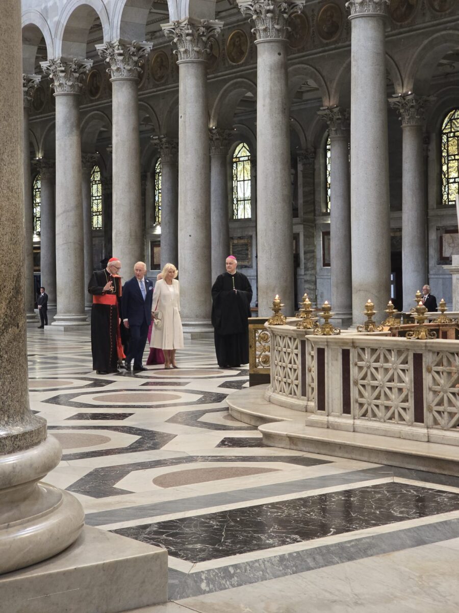 Vatican: British royals in St Paul’s Basilica outside the Walls Vatican: British royals in St Paul’s Basilica outside the Walls
