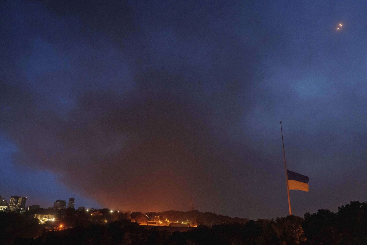 Ukraine, Russian attack on Kyiv overnight: at least 3 dead Ukraine, Russian attack on Kyiv overnight: at least 3 dead