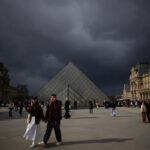 France: the two suspects in the Louvre theft have partially confessed