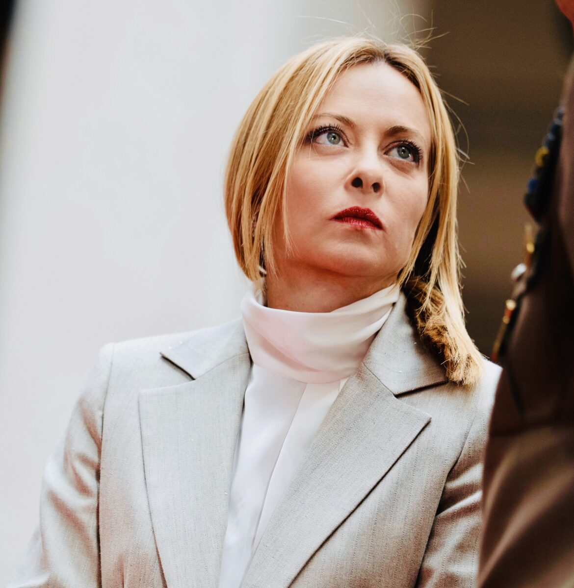 Strait Bridge, meeting at Palazzo Chigi with Meloni