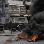 West Bank: new attacks on settlers, cars and houses on fire