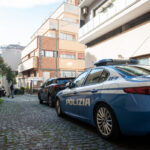 Naples, police officer killed in accident: 28-year-old driver of SUV sought