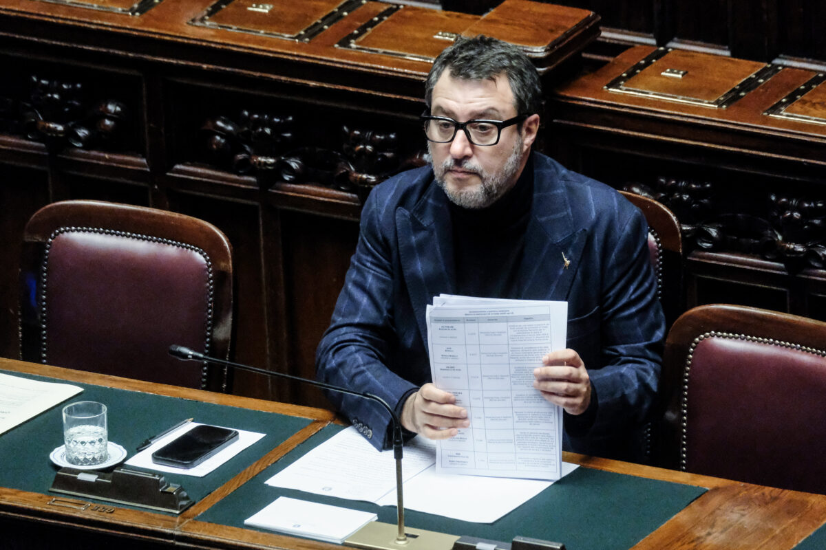 Budget law, Salvini: ‘Ask banks for more to pay law enforcement salaries’