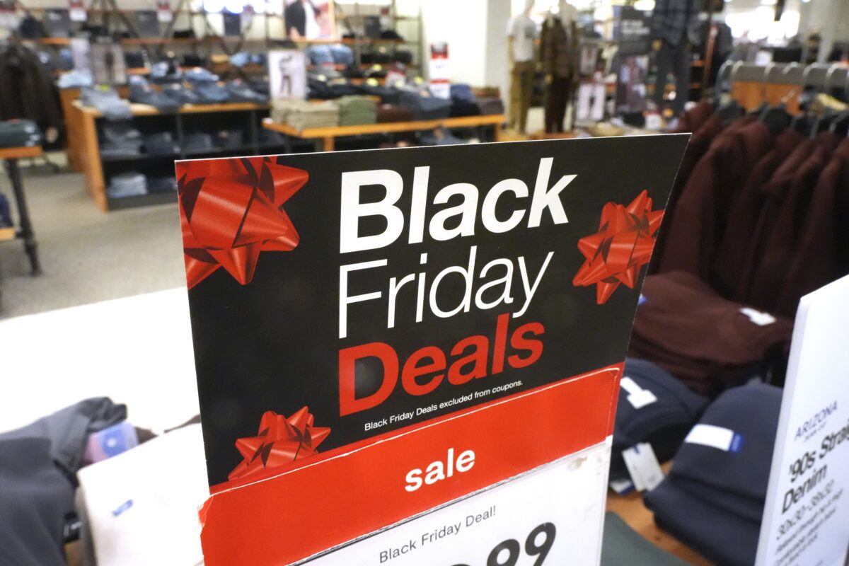 Black Friday: BCG, 9 out of 10 Italians will go shopping, with an average spend of €360 Black Friday: BCG, 9 out of 10 Italians will go shopping, with an average spend of €360