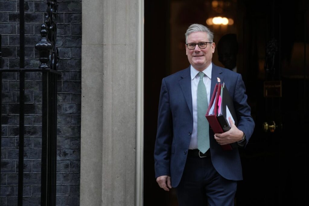 United Kingdom, Starmer: “I believe in a strong BBC, but if mistakes are made, it must put its house in order”