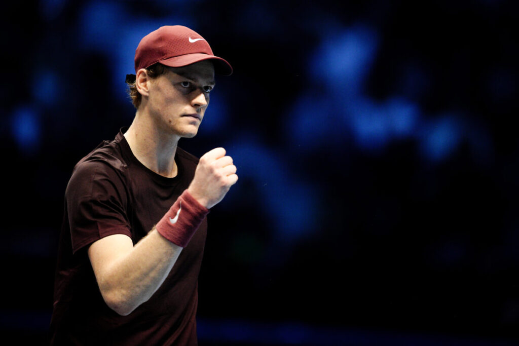 ATP Finals, Sinner beats Zverev and advances to the semi-finals