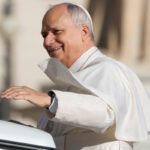 Pope Leo XIV in Assisi, prayer at the tomb of St. Francis