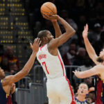NBA: Houston defeats Cleveland, Oklahoma continues its winning streak