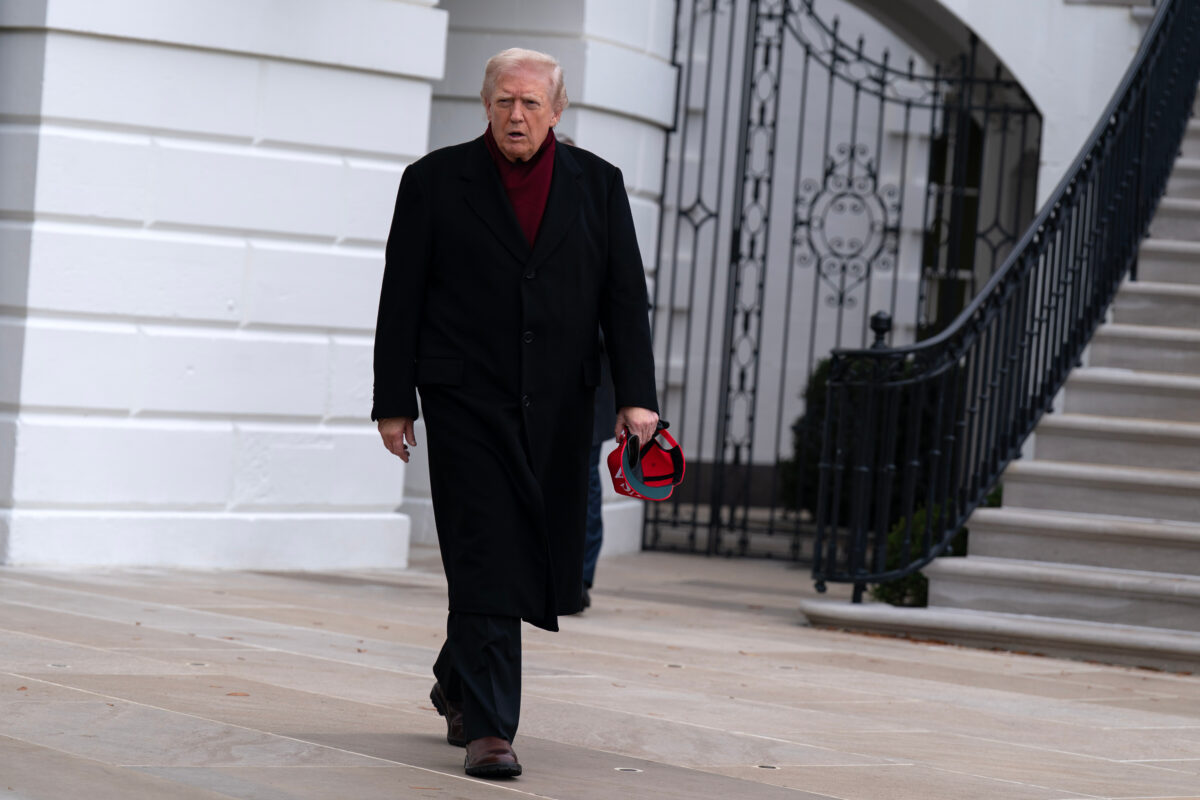 USA, Trump delays announcement on healthcare cost reform