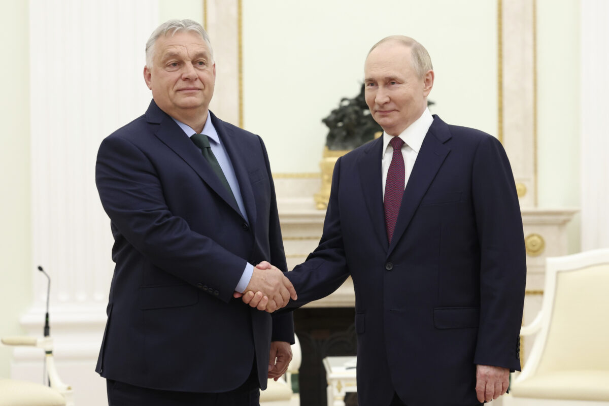 Ukraine: media reports that Orban will meet Putin in Moscow on 28 November