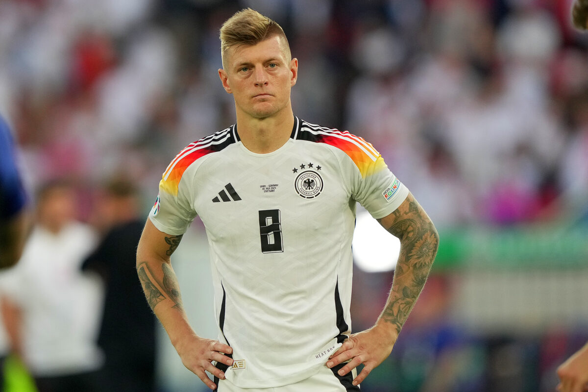 Football: Toni Kroos awarded the Federal Cross of Merit Football: Toni Kroos awarded the Federal Cross of Merit