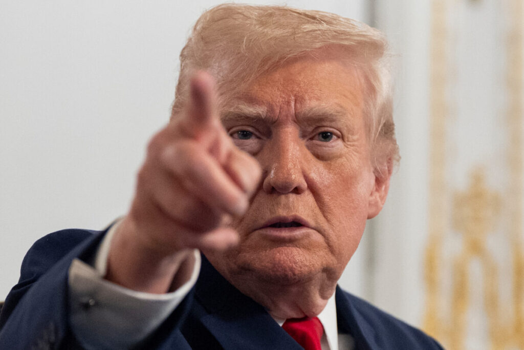 Venezuela, Trump: ‘Airspace to be considered entirely closed’