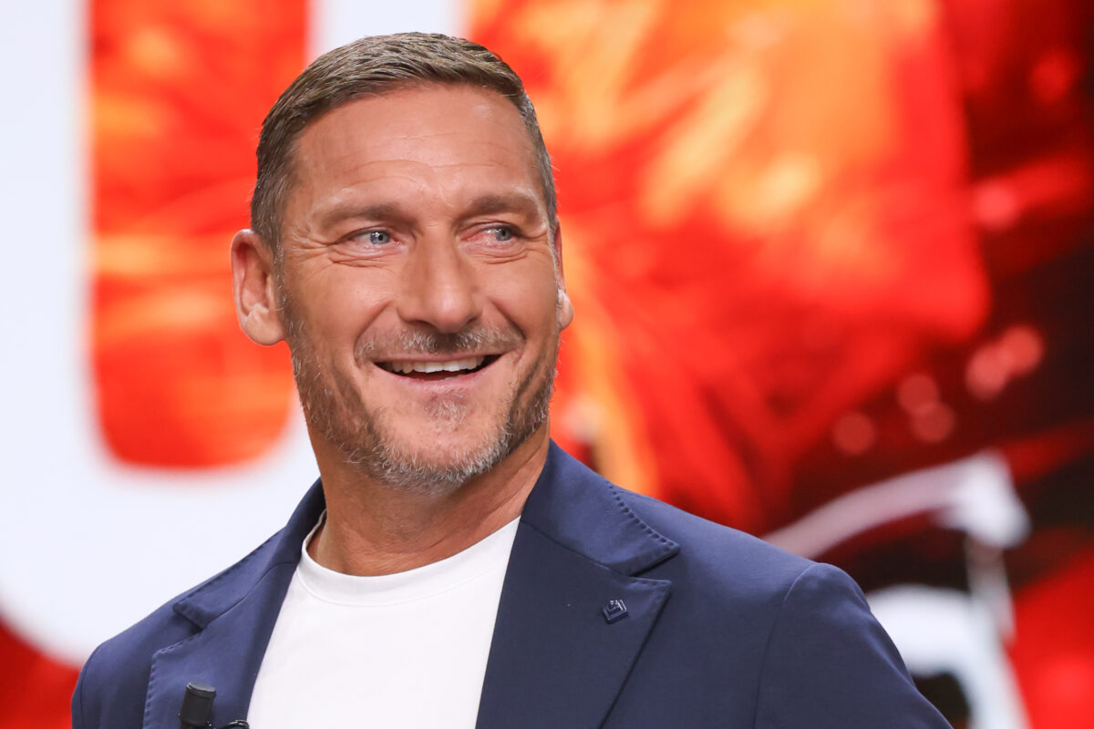 Rome: Investigating magistrate reserves judgement on dismissal of Totti and Noemi Bocchi case for child neglect Rome: Investigating magistrate reserves judgement on dismissal of Totti and Noemi Bocchi case for child neglect