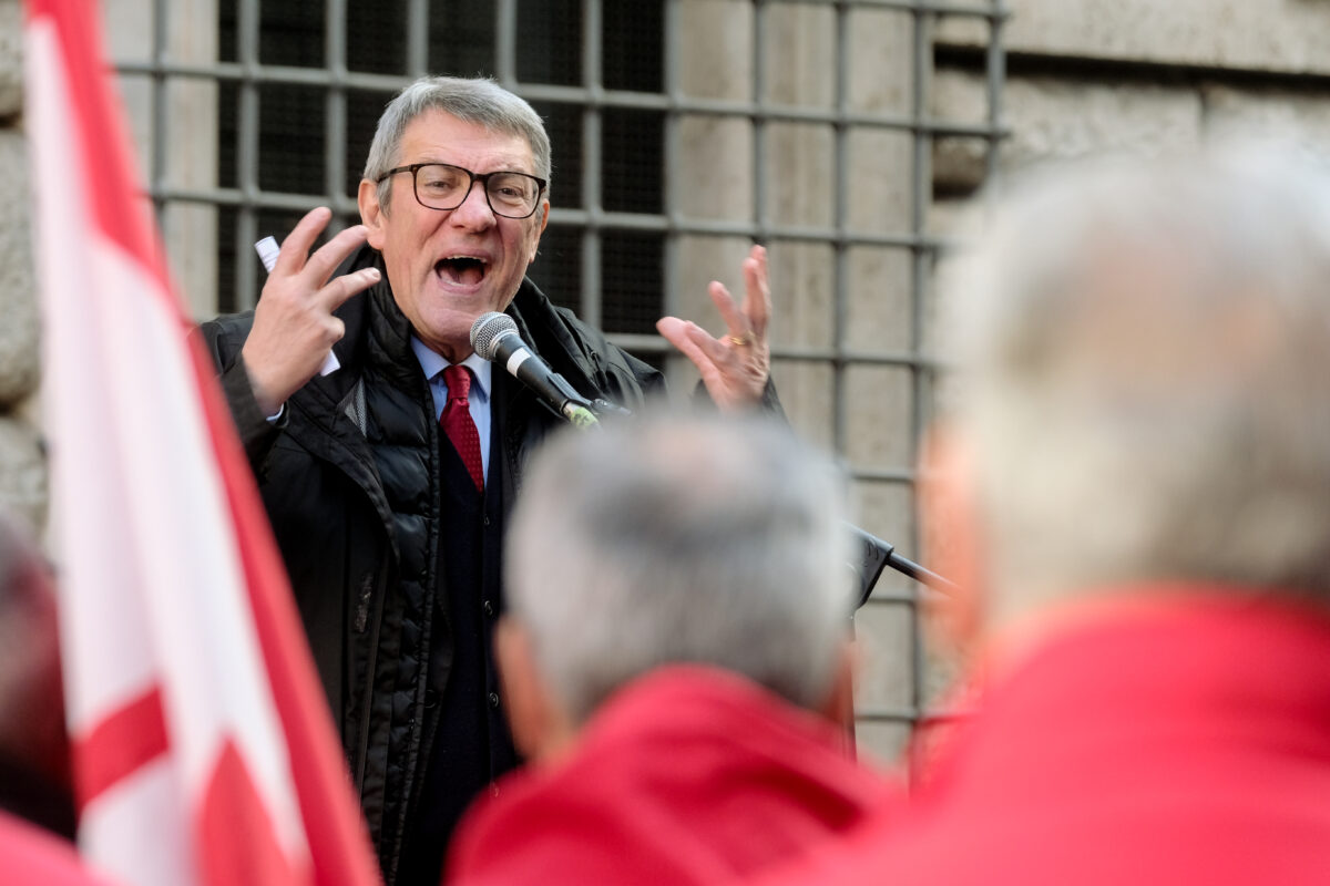 Landini: ‘38 million Italians are paying for austerity measures’ Landini: ‘38 million Italians are paying for austerity measures’