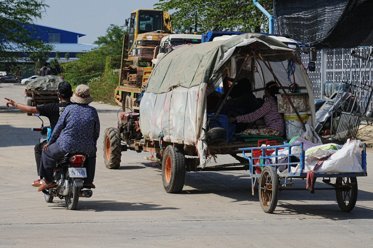 Thailand-Cambodia, Phnom Penh closes border crossings Thailand-Cambodia, Phnom Penh closes border crossings