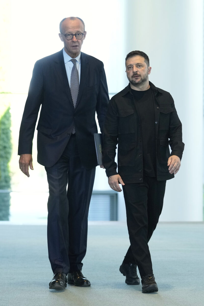 Ukraine: media: “Merz and Zelensky meet U.S. negotiators in Berlin” Ukraine: media: “Merz and Zelensky meet U.S. negotiators in Berlin”