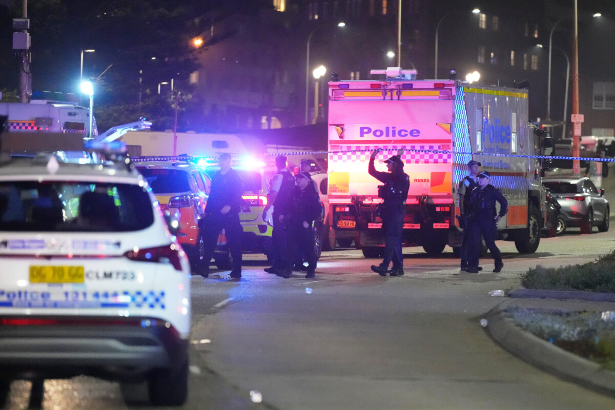 Australia, sources: “Sydney attackers possibly of Pakistani origin, search under way for a third suspect” Australia, sources: “Sydney attackers possibly of Pakistani origin, search under way for a third suspect”