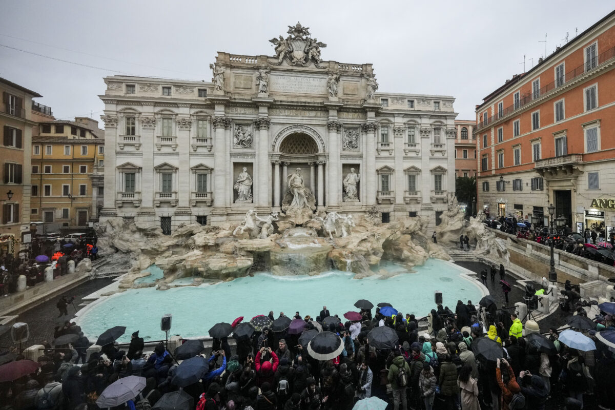 Rome: from 7 January, tourists will have to pay to visit the Trevi Fountain