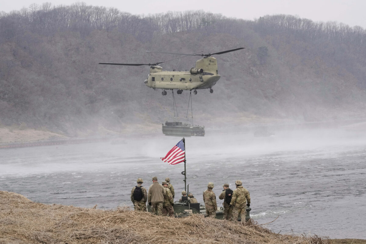 US: attack on drug trafficking vessels in the Pacific, 8 dead US: attack on drug trafficking vessels in the Pacific, 8 dead