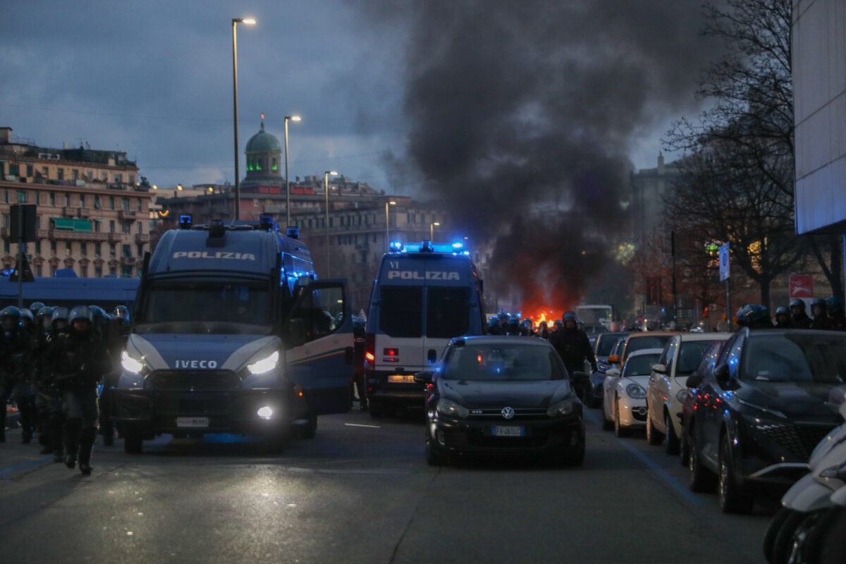 Football: clashes before Genoa-Inter match, five arrests Football: clashes before Genoa-Inter match, five arrests