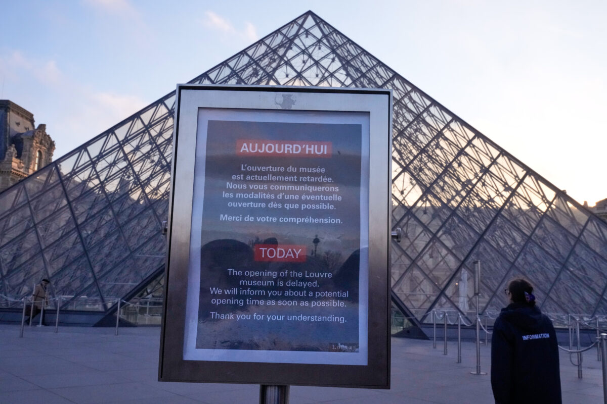 France: Louvre employees agree to extend strike, museum remains closed