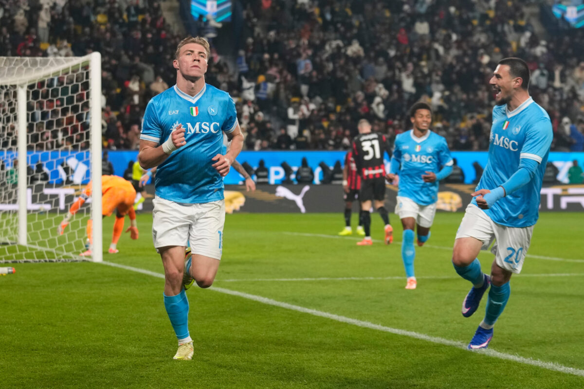Super Cup: Napoli reach final after beating Milan 2-0