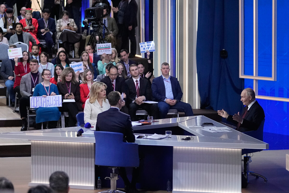 Ukraine, Putin: “Ready to halt attacks on Ukraine on election day” Ukraine, Putin: “Ready to halt attacks on Ukraine on election day”