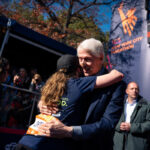 USA: New photos of Bill Clinton in the Epstein Files