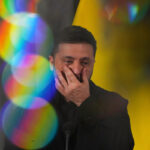 Ukraine: Zelensky, we are staying where we are in Donbass