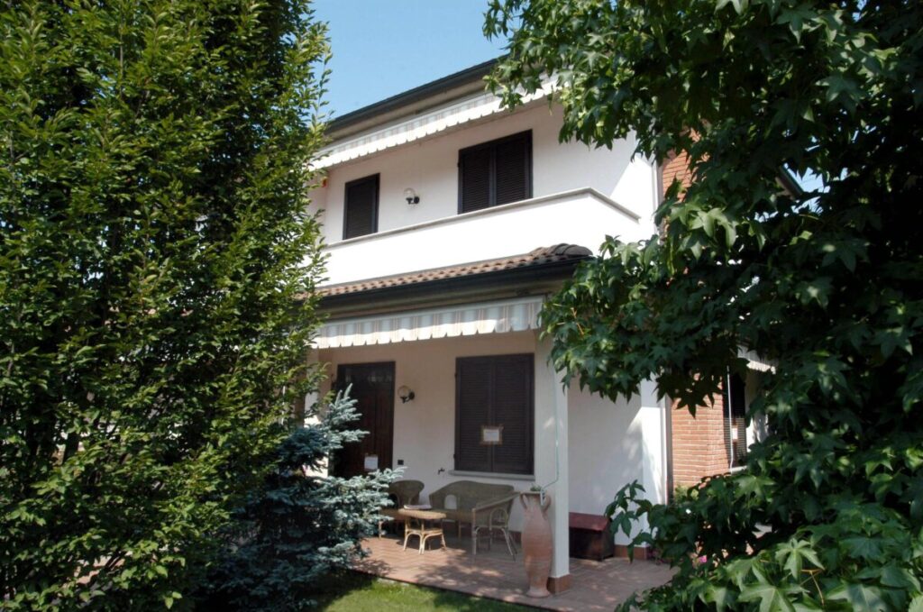 Garlasco murder: Tg1, new shoe print at the top of the stairs