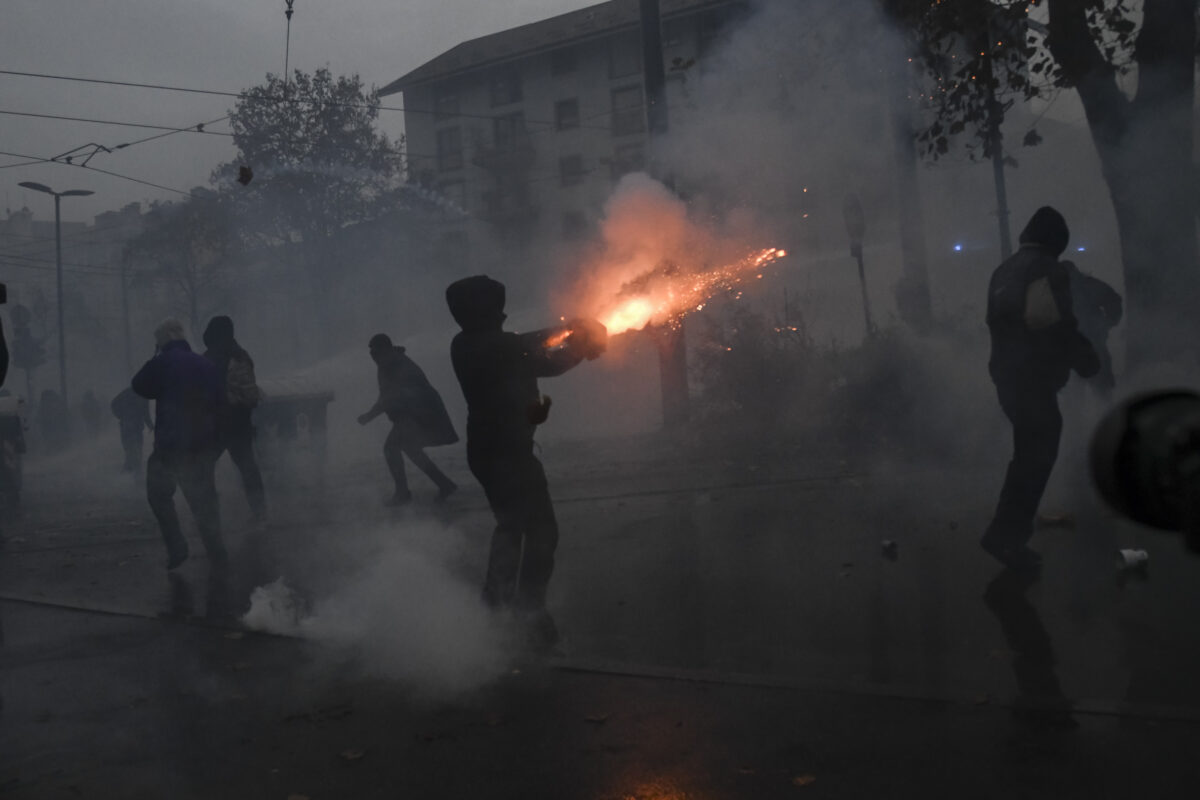 Turin, number of injured officers rises to 11 after clashes Turin, number of injured officers rises to 11 after clashes