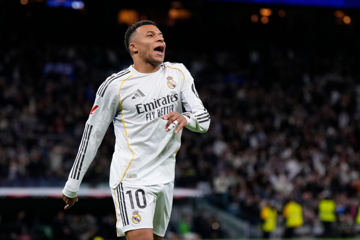 Football, La Liga: Real Madrid beat Sevilla 2-0. Mbappé equals CR7