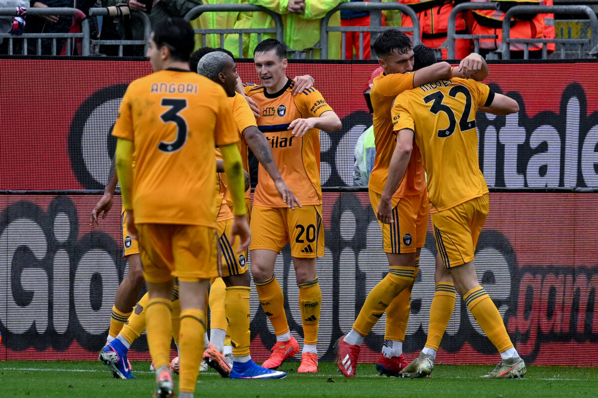 Football: Serie A, Cagliari-Pisa 2-2