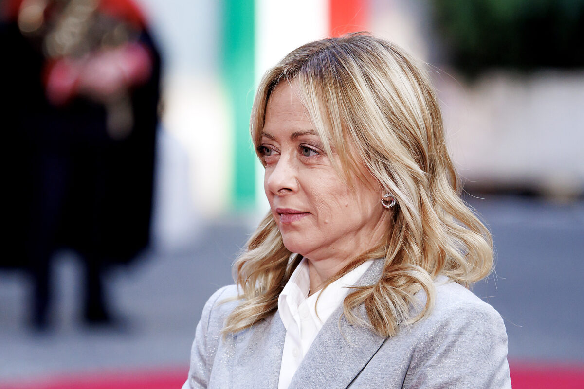 Defence, Meloni: ‘Seek peace with every effort, but no to pacifism against the armed forces’