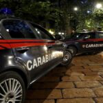 Ancona: stabbed on the landing of his partner’s home, investigation underway