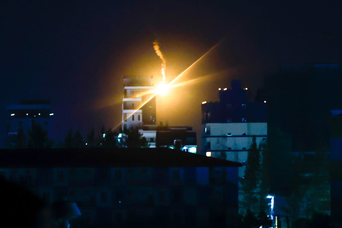 Thailand-Cambodia, talks begin in China for lasting peace after ceasefire