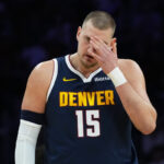 NBA: Jokic suffers hyperextension of left knee, only one month out of action