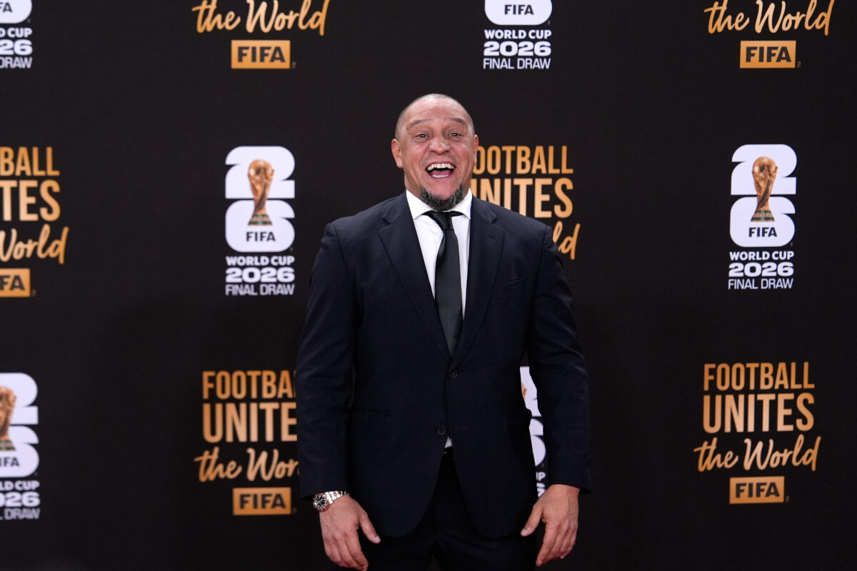 Football: Roberto Carlos undergoes emergency heart surgery