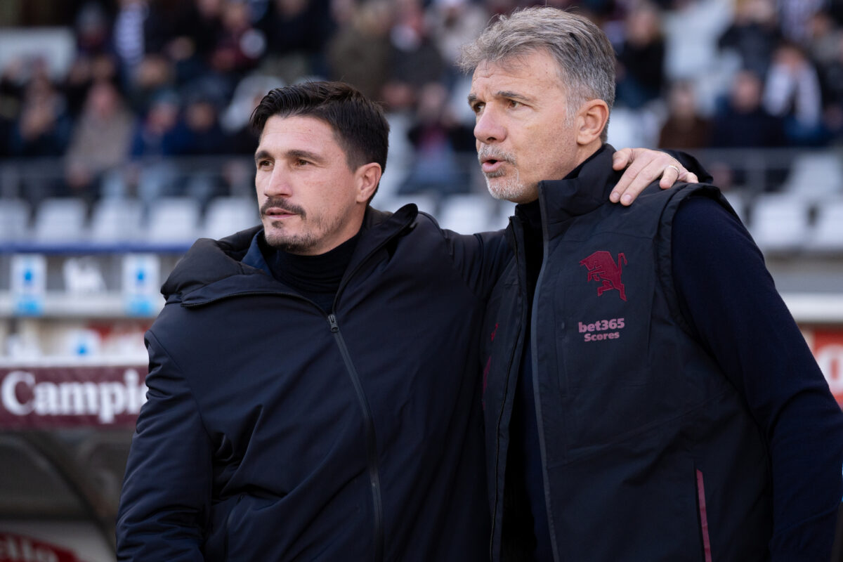 Football, Cagliari coach’s brother wounded by gunshots in Naples