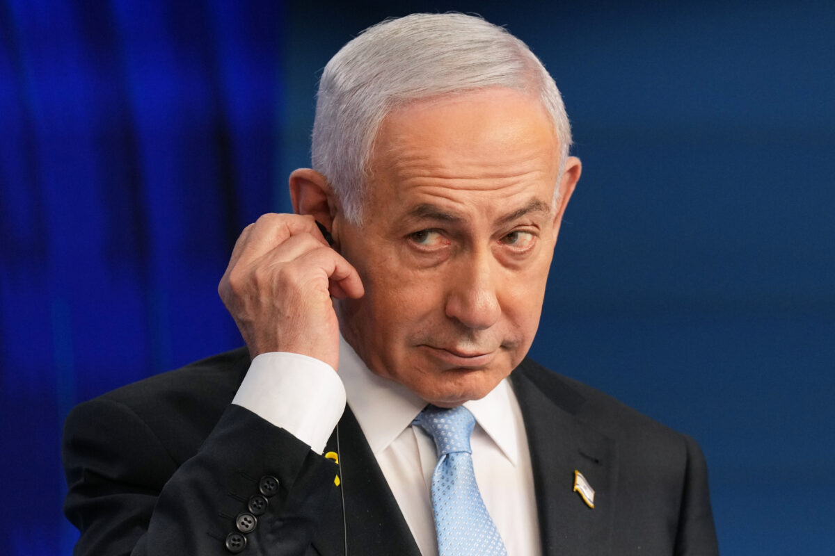 Iran, Netanyahu: “This could be the moment when the people take their destiny into their own hands”