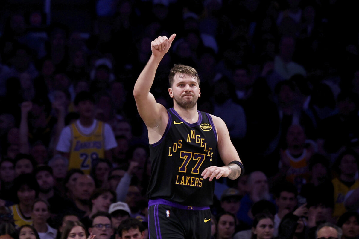 NBA, Oklahoma defeated in Phoenix: Doncic leads the Lakers NBA, Oklahoma defeated in Phoenix: Doncic leads the Lakers