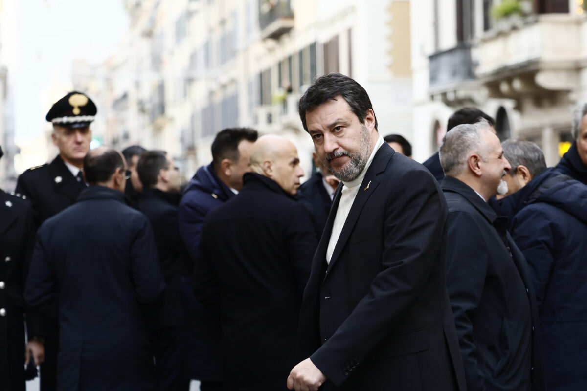 Security, Lega: “More soldiers on the streets and security guards in stations”