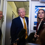 Iran, Trump: “The military is considering very strong options”