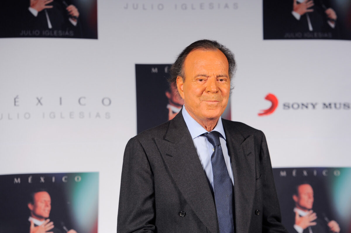 Spain: media reports Julio Iglesias accused of sexual assault by two women