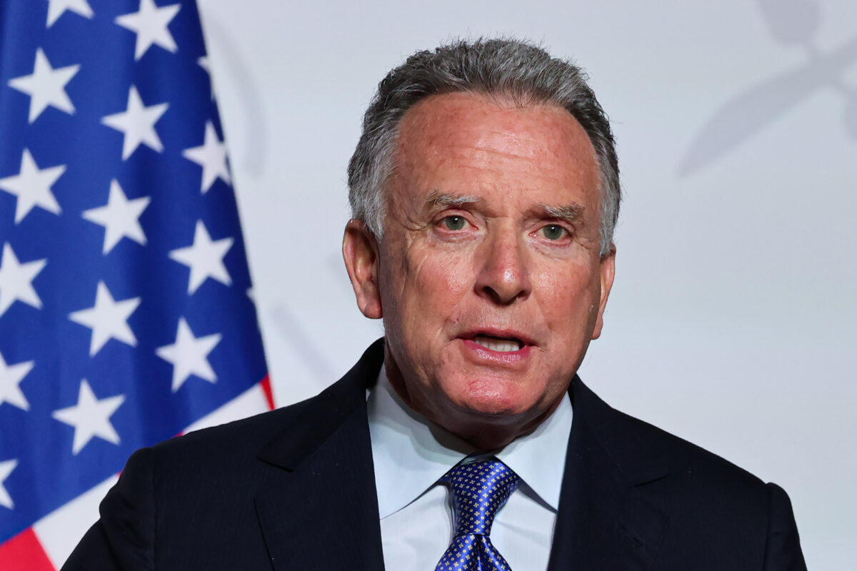 Iran, Axios: Witkoff secretly met Reza Pahlavi