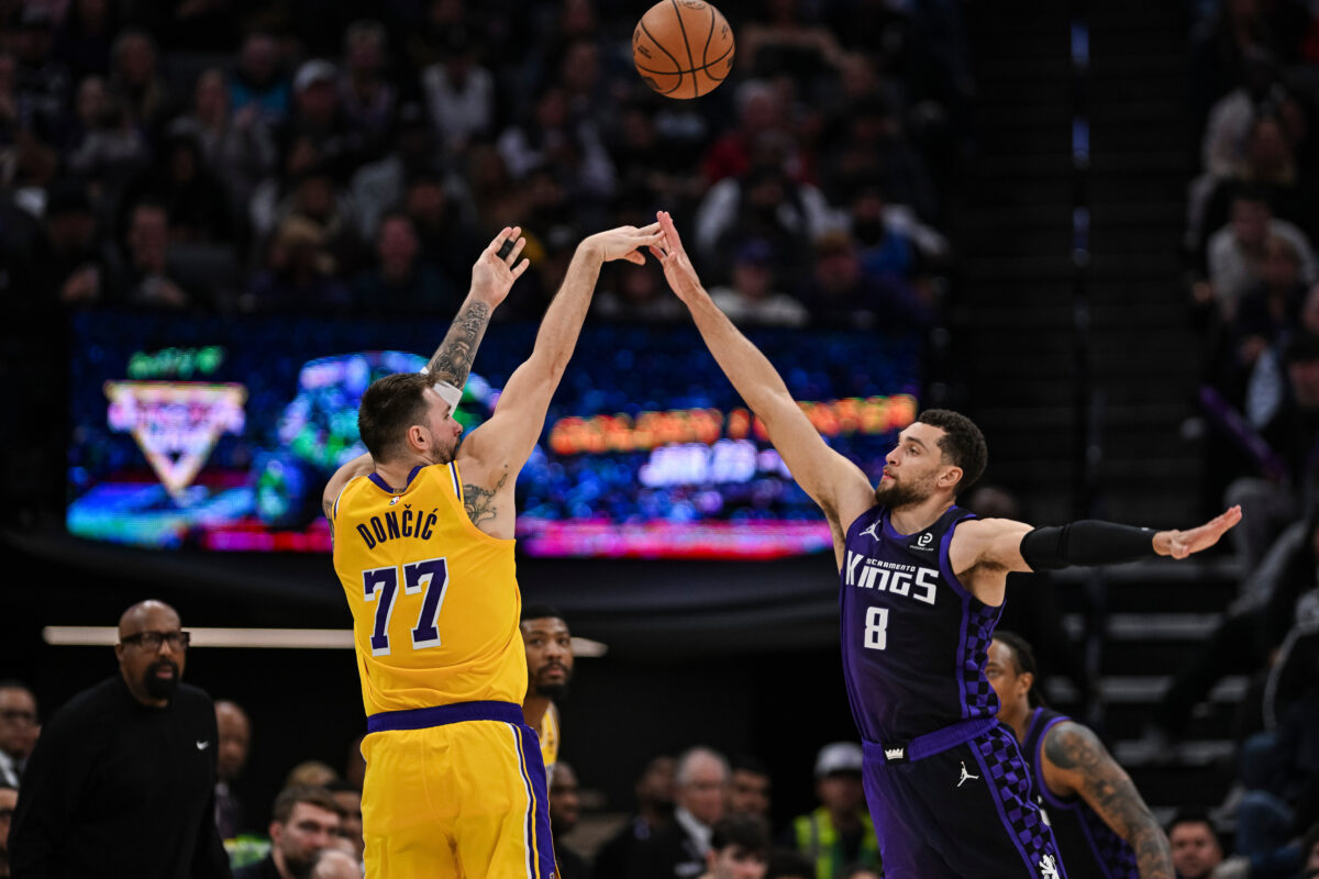 NBA: Lakers lose in Sacramento, Boston slips against Indiana