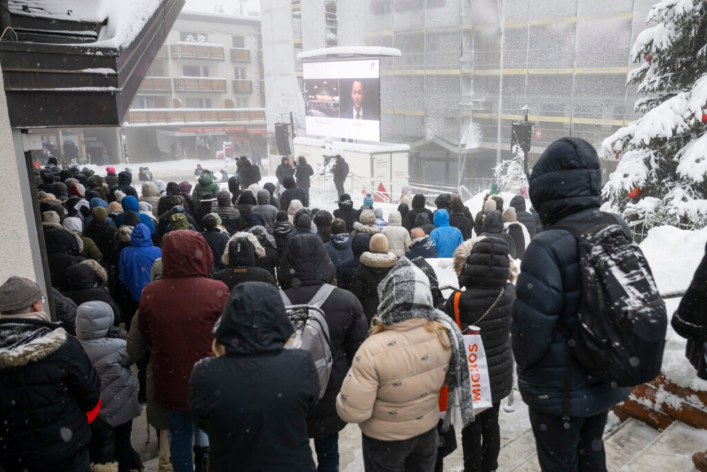Crans-Montana: Canton of Valais bans use of fireworks in enclosed spaces