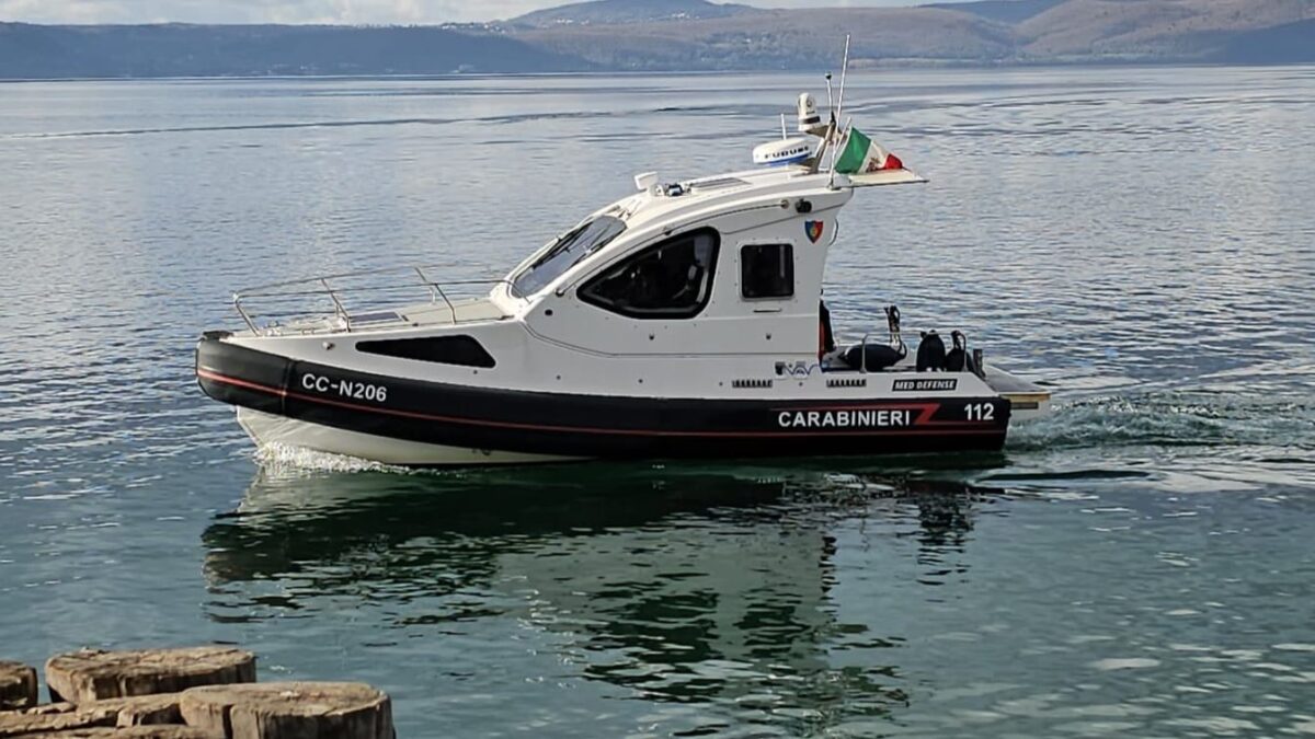 Woman from Anguillara Sabazia missing, patrol boat and divers on Lake Bracciano
